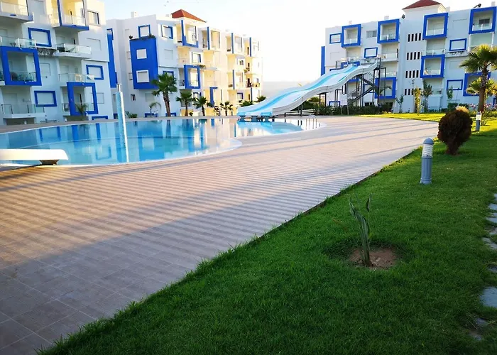 Kariat Cabo - Appartement Charmant, Climatise Avec Vue Piscine